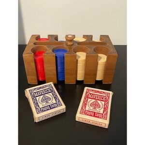 00719 VTG Maverick Pinochle Playing Cards Wooden Poker Plastic Chip‎ Holder Set